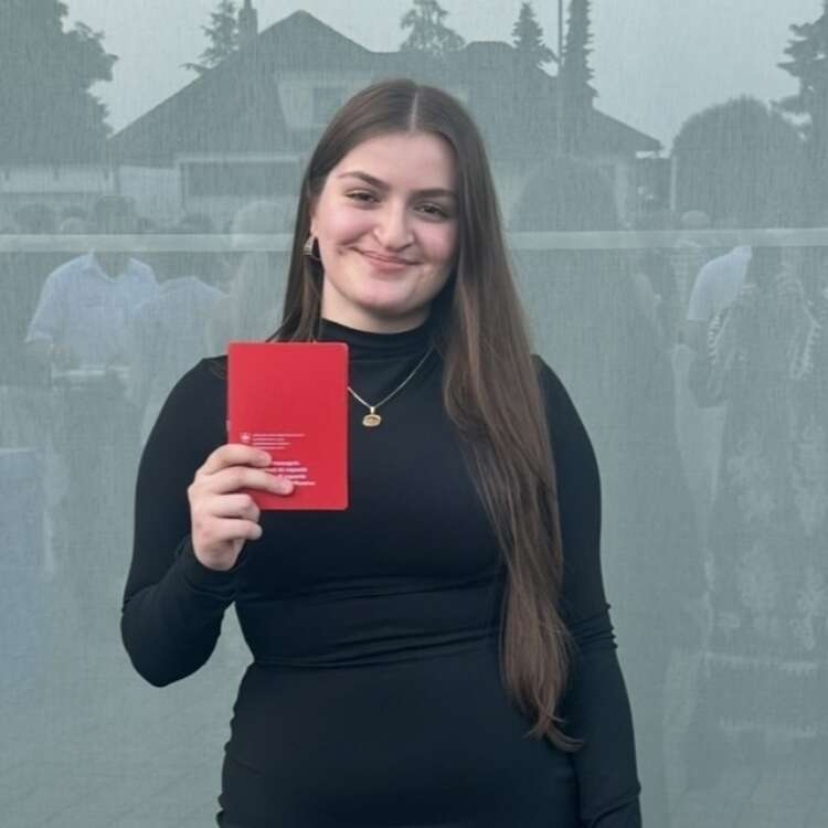 Erzana hat die Lehre erfolgreich abgeschlossen